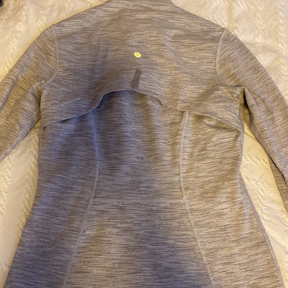 Grey lululemon define jacket. Doesn’t have tag, I would say around size 6. - Picture 2 of 5